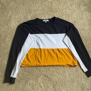 Cropped long sleeve shirt